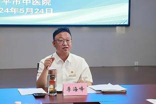 新疆官方：球队与外援林德尔-威金顿完成签约 后者身穿28号球衣